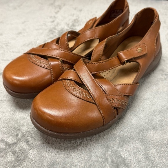 Clarks Collection Brown Roseville Step Mary Jane Flat - Size 7 - Picture 6 of 14